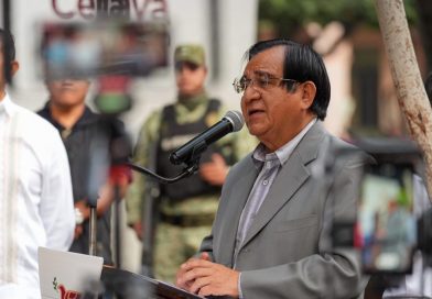 Cuerpo de bomberos de Celaya recibe nuevo camión de rescate / @municipiocelaya >>>