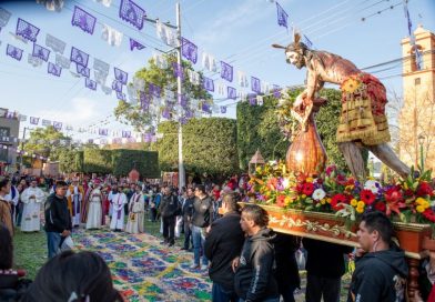 Mauricio Trejo custodia el fervor y el libre tránsito en la ínclita peregrinación del Señor de la Columna en San Miguel de Allende / @MauricioTrejoP @GobMunicipalSMA