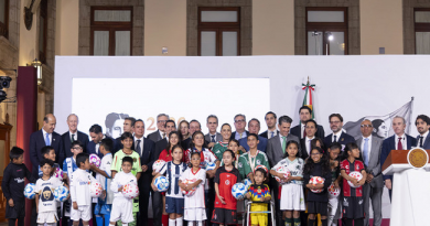 Claudia Sheinbaum anuncia un nuevo legado deportivo con escuelas de futbol para la niñez mexicana / @Claudiashein @GobiernoMX >>>