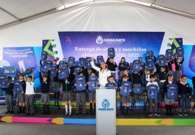 Inicia Gobierno de la Gente entrega de paquetes de útiles escolares y mochilas en Celaya / @gobiernogto >>>